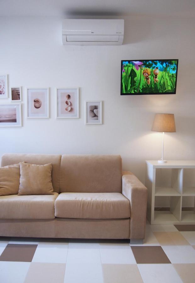 Le Rose Beach & Suites Appartamenti Fronte Mare A Villarosa Martinsicuro Εξωτερικό φωτογραφία