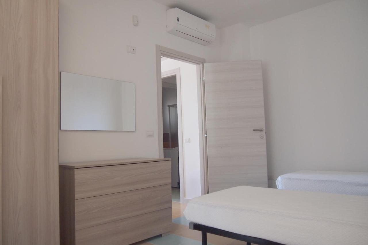 Le Rose Beach & Suites Appartamenti Fronte Mare A Villarosa Martinsicuro Εξωτερικό φωτογραφία