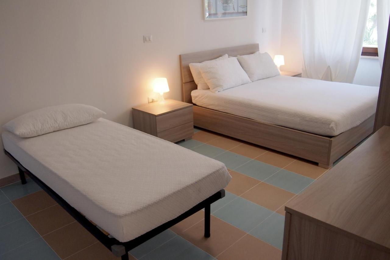 Le Rose Beach & Suites Appartamenti Fronte Mare A Villarosa Martinsicuro Εξωτερικό φωτογραφία